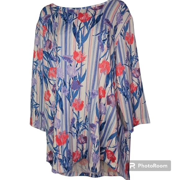 Denim&Co Tops - Denim & Company Floral Stripe Quarter Length Sleeve Top